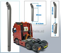 Uitlaat pijp met bocht CHROOM gespoten Ø 4,2 mm x 90 mm, geschikt voor beschermkap serie met Ø 6,6 mm   1:32  