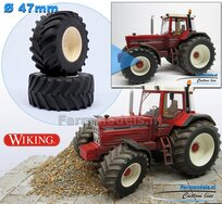 IH International Harvester WIKING: 2x Brede Banden Ø 47 x 20.5 mm + ALUMINIUM velgen IH CREME gespoten geleverd 1:32 Farmmodels Custom Line Series  