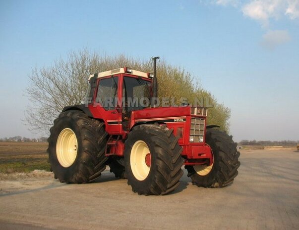 CASE IH 1455 &amp; IH WIKING: 2x Brede Banden &Oslash; 61 x 25 mm + ALUMINIUM velgen BLANK geleverd 1:32 Farmmodels Custom Line Series 