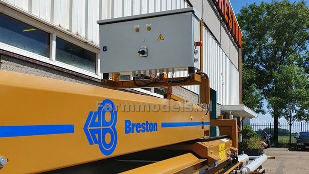 4x BLAUWE striping Breston 1.5 mm hoog x 200 mm lang per streep = 800 mm totaal stickers/ Pr&eacute;-Cut Decals 1:32 Farmmodels.nl 