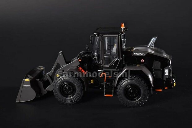 BLACK EDITION Volvo L60H Shovel 2024, Michelin banden, Limited 999st. 1:32 AT3200119   