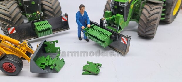 FM-Weight: (Front-) Gewicht platen set ZONDER OPDRUK, (FENDT) DONKER GRIJS GESPOTEN:  8x gewichtplaten + 1x Trekoog-plaat + div. Trekhaak pinnen + 2x Messing as 1:32