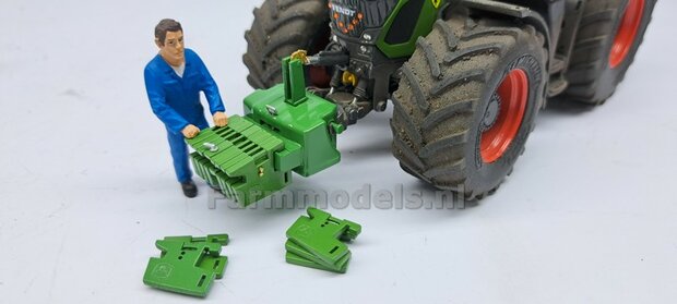 Gewichten drager chassis &quot;SMALL&quot; (FENDT) DONKER GRIJS GESPOTEN RESIN Vervanger fronthef, incl. diverse trekhaak pinnen in Alu. kleur  FM-Weight Series 1:32