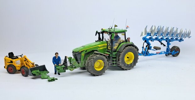 Gewichten drager BOK  &quot;ROBUST&quot; version (FENDT) DONKER GRIJS GESPOTEN RESIN/ METAAL  incl. diverse trekhaak pinnen in Alu. kleur FM-Weight Series  1:32