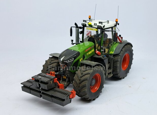 Gewichten drager BOK  &quot;TRACTOR PULL&quot; + lights version (FENDT) DONKER GRIJS gespoten RESIN/ METAAL incl. diverse trekhaak pinnen in Aluminium kleur  FM-Weight Series:   1:32