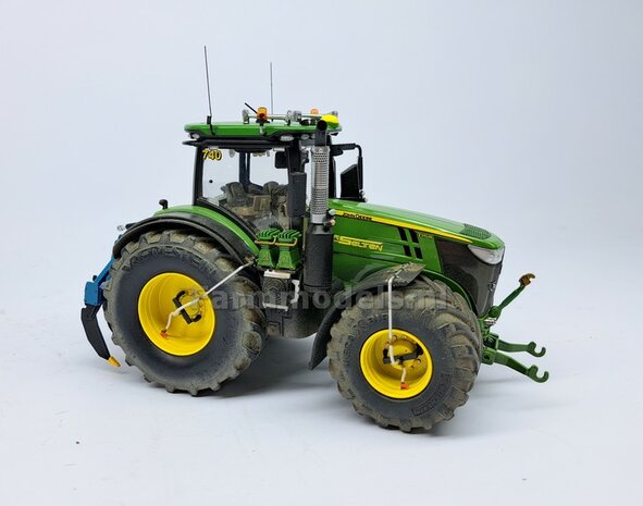 JD 7310R: 2x Michelin Mega X Bib Banden &Oslash; 53.5 x 32.3 mm + ALUMINIUM velgen JOHN DEERE GEEL gespoten   1:32    Farmmodels Custom Line Series