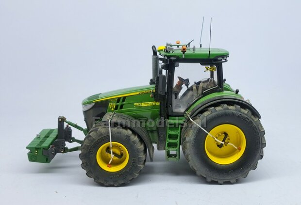 JD 7310R: 2x Michelin Mega X Bib Banden &Oslash; 53.5 x 32.3 mm + ALUMINIUM velgen JOHN DEERE GEEL gespoten   1:32    Farmmodels Custom Line Series