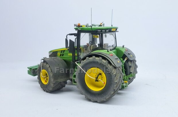 JD 7310R: 2x Michelin Mega X Bib Banden &Oslash; 53.5 x 32.3 mm + ALUMINIUM velgen JOHN DEERE GEEL gespoten   1:32    Farmmodels Custom Line Series