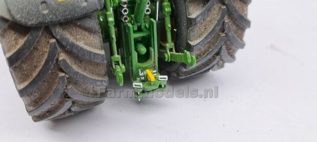 JD 7310R: 2x Michelin Mega X Bib Banden &Oslash; 53.5 x 32.3 mm + ALUMINIUM velgen JOHN DEERE GEEL gespoten   1:32    Farmmodels Custom Line Series