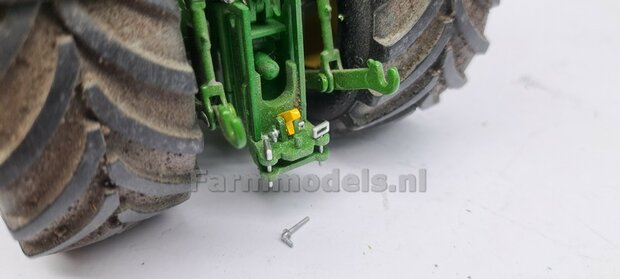 JD 7310R: 2x Michelin Mega X Bib Banden &Oslash; 53.5 x 32.3 mm + ALUMINIUM velgen JOHN DEERE GEEL gespoten   1:32    Farmmodels Custom Line Series