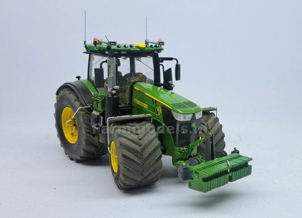 JD 7310R: 2x Michelin Mega X Bib Banden &Oslash; 53.5 x 32.3 mm + ALUMINIUM velgen JOHN DEERE GEEL gespoten   1:32    Farmmodels Custom Line Series