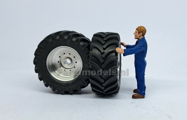 Fendt 828 GEN. 1: 2x Brede Banden &Oslash; 53.8 x 22.5 mm + ALUMINIUM velgen BLANK geleverd  1:32    Farmmodels Custom Line Series