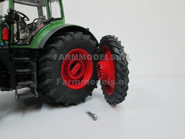 Fendt 828 FACELIFT: 2x Brede Banden &Oslash; 53.8 x 22.5 mm + ALUMINIUM velgen FENDT ROOD gespoten  1:32    Farmmodels Custom Line Series