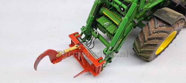 BOUWKIT: Vicon pakkenklem geschikt voor de John Deere 7430 Wking VOORLADER  1:32   