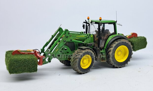 BOUWKIT: Vicon pakkenklem geschikt voor de John Deere 7430 Wking VOORLADER  1:32   