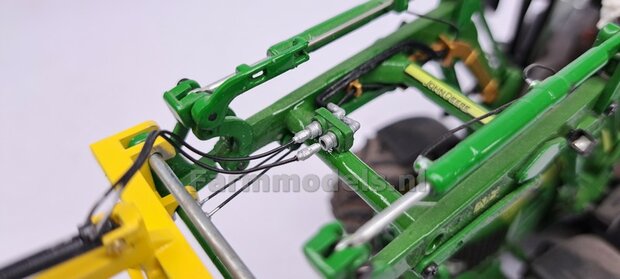 BOUWKIT: Vicon pakkenklem geschikt voor de John Deere 7430 Wking VOORLADER  1:32   