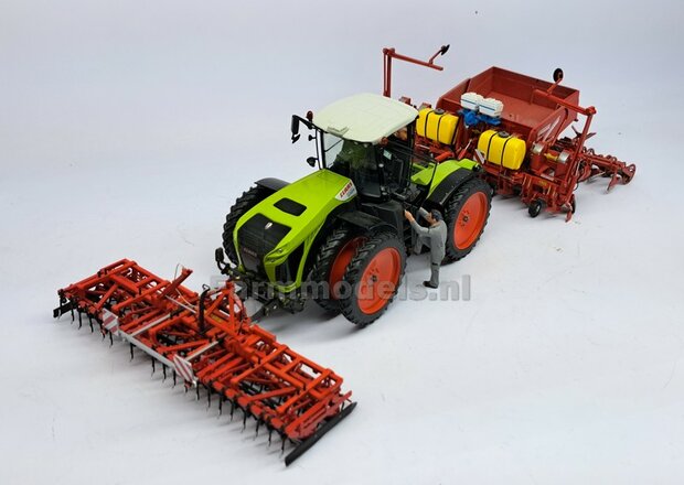 Claas Xerion 8x Dubbellucht Cultuurbanden set &Oslash; 63.5 x 9.5mm + CLAAS ORANJE VELGEN + MOLCON koppelringen en toebehoren  1:32