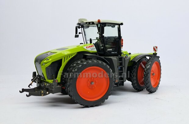 Claas Xerion 8x Dubbellucht Cultuurbanden set &Oslash; 63.5 x 9.5mm + CLAAS ORANJE VELGEN + MOLCON koppelringen en toebehoren  1:32