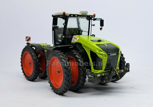 Claas Xerion 8x Dubbellucht Cultuurbanden set &Oslash; 63.5 x 9.5mm + CLAAS ORANJE VELGEN + MOLCON koppelringen en toebehoren  1:32