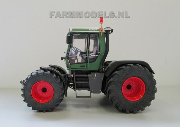 Fendt Xylon WeiseToys: Lage Druk Brede Achteras banden &Oslash; 53.5 mm x 32.3 mm breed + ALUMINIUM velgen FENDT ROOD Gespoten 1:32 Farmmodels Custom Line Series