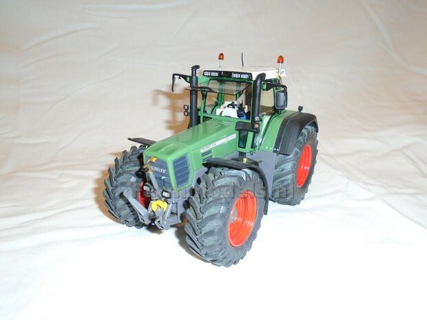 Fendt 824/ 926 Gen I: 2x Brede Banden &Oslash; 62.5 x 27.7 mm + ALUMINIUM velgen BLANK Geleverd 1:32 Farmmodels Custom Line Series