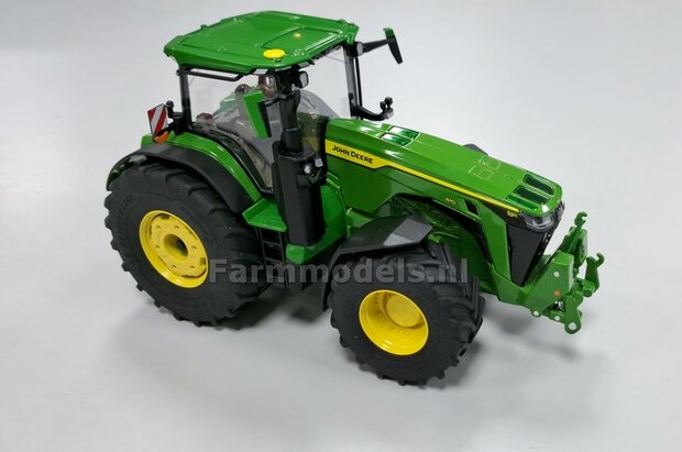 2x JOHN DEERE 8R ZWARTE &amp; FLEXIBELE spatborden 26.2 mm breed MET LOSSE STEUNEN, t.b.v. de vooras JD 8R 410 Wiking 1:32 Farmmodels Premium Line