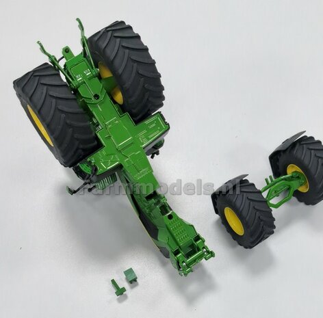 John Deere 8R 410 VOORAS VERHOOG SET, RESIN,  John Deere GROEN Gespoten geleverd 1:32    Farmmodels Premium Line Series