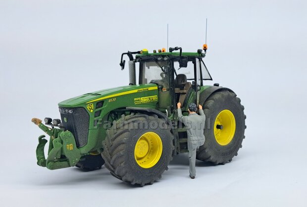 Verbouw voorbeeld: John Deere 8530 op brede banden met fronthef