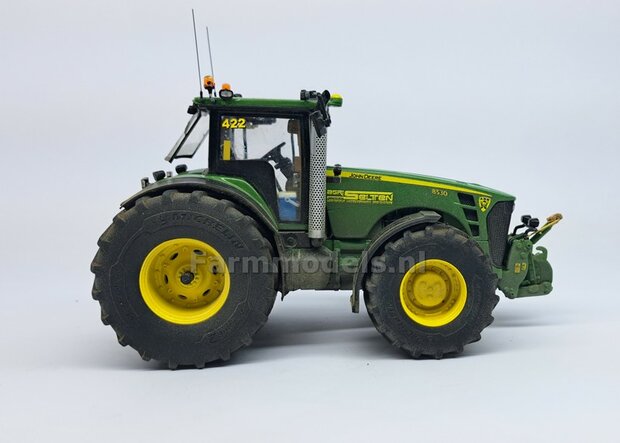 Verbouw voorbeeld: John Deere 8530 op brede banden met fronthef