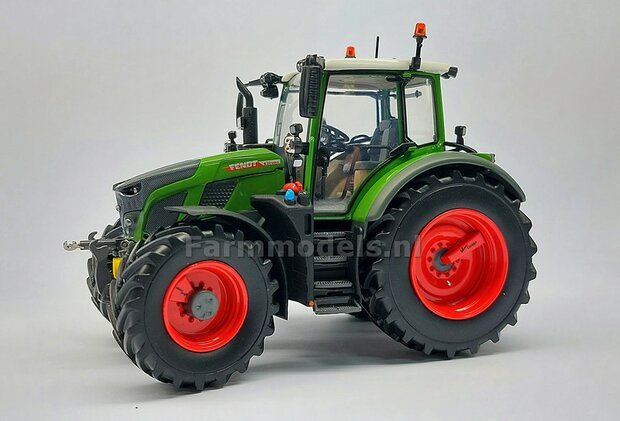 Fendt 620 Vario 1:32 Universal Hobbies UH6666   AVAILABLE SOON