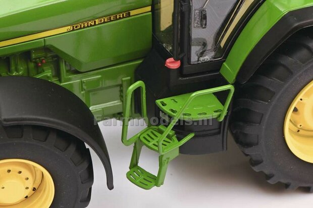 John Deere 8400 1:32 Schuco S07875    PRE ORDER