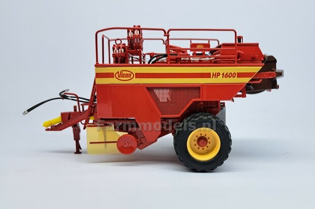 2x Naafdop &Oslash; 8mm  Resin, KRAMPE ROOD  (Vicon HP1600 Margemodels ROOD) gespoten geleverd  1:32  Farmmodels 