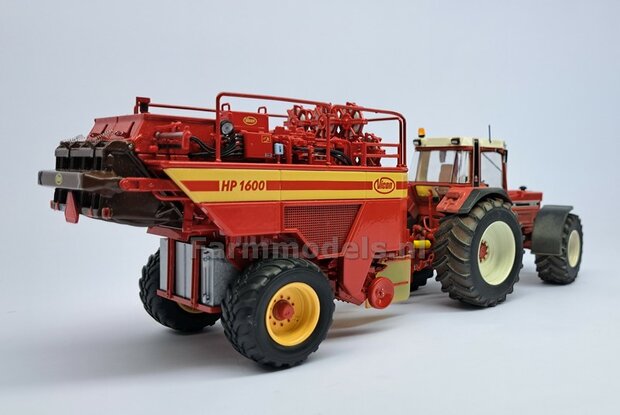 2x Naafdop &Oslash; 8mm  Resin, KRAMPE ROOD  (Vicon HP1600 Margemodels ROOD) gespoten geleverd  1:32  Farmmodels 