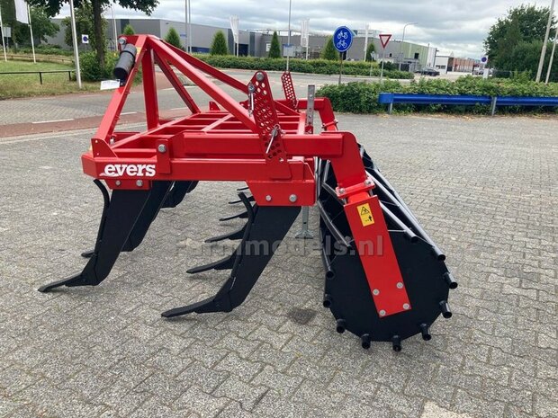 BOUWKIT: Evers Garron 11-303  Vaste tand Cultivator  1:32 