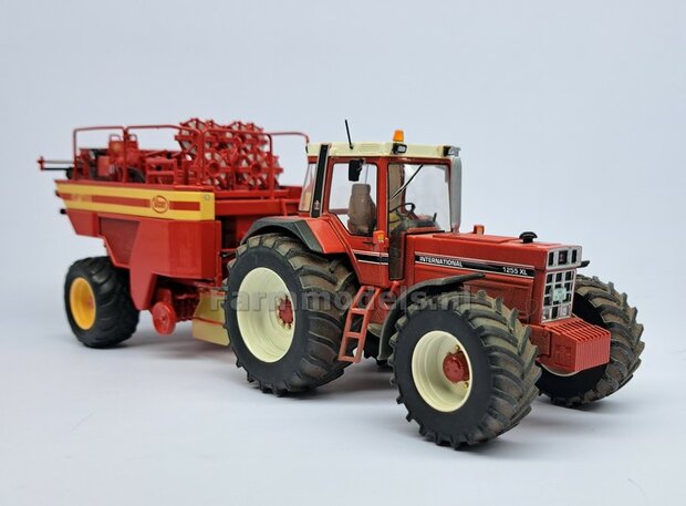 Vicon HP 1600: 2x Vredestein Banden &Oslash; 44.3 mm met RESIN Velgen + POLYSTYREEN PROFIEL 4x4x54mm BLANK geleverd  1:32   Farmmodels Custom Line Series  