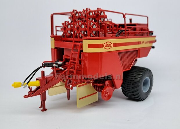 Vicon HP 1600: 2x Trelleborg Banden &quot;WIDE&quot; &Oslash; 42.2 mm met RESIN Velgen + POLYSTYREEN PROFIEL 4x4x54mm BLANK geleverd  1:32   Farmmodels Custom Line Series  