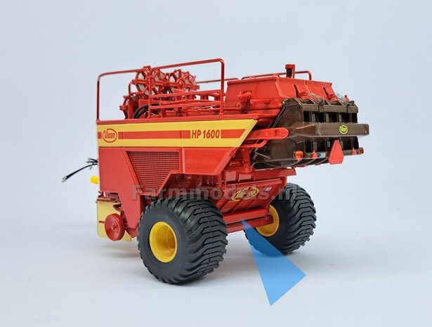 Vicon HP 1600: 2x Trelleborg Banden &quot;WIDE&quot; &Oslash; 42.2 mm met RESIN Velgen + POLYSTYREEN PROFIEL 4x4x54mm BLANK geleverd  1:32   Farmmodels Custom Line Series  