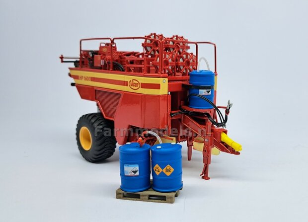 Vicon HP 1600: 2x Trelleborg banden &quot;NORMAL&quot; &Oslash; 42.2 mm met Resin Velgen VICON CREME gespoten + POLYSTYREEN PROFIEL 4x4x54mm VICON ROOD geleverd 1:32   Farmmodels Custom Line Series  