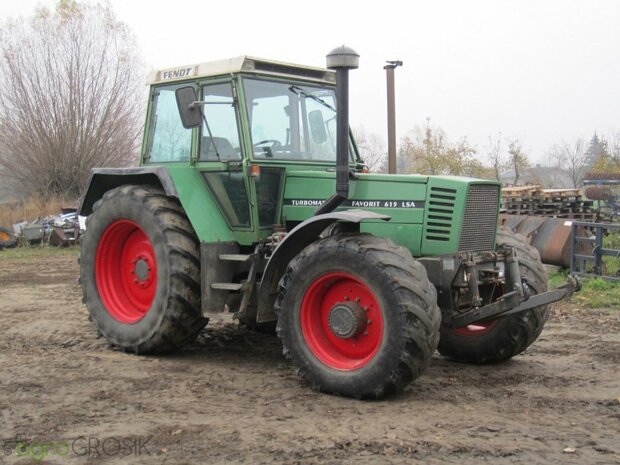 Cycloon filter/ Lucht (voor) filter, lange uitvoering, o.a. geschikt voor de FENDT 615 zwart kunststof met bedrukte kap 1:32                          