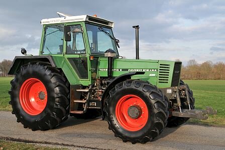 Cycloon filter/ Lucht (voor) filter, lange uitvoering, o.a. geschikt voor de FENDT 615 zwart kunststof met bedrukte kap 1:32                          