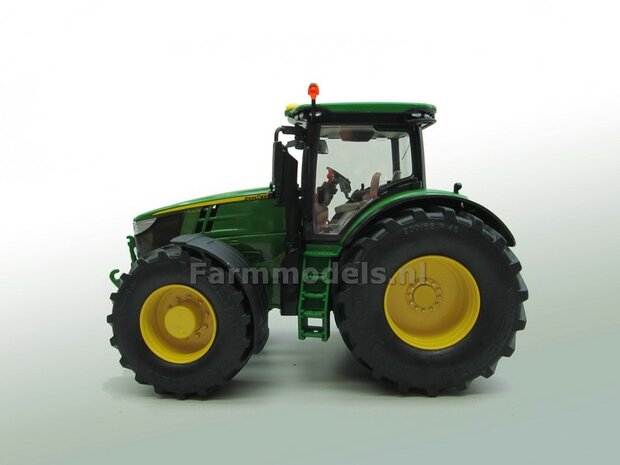 JD 7310R: 2x Vredestein Traxion 750/65 R34 Banden &Oslash; 59.9 x 25.2 mm + KUNSTSTOF Velgen JOHN DEERE GEEL gespoten 1:32 Farmmodels Custom Line Series