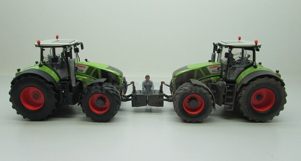 2x Planeetkappen &Oslash; 12.8 mm CLAAS DONKER GRIJS Gespoten geleverd Geschikt voor o.a. CLAAS 950 WIKING VOORAS velgen 1:32