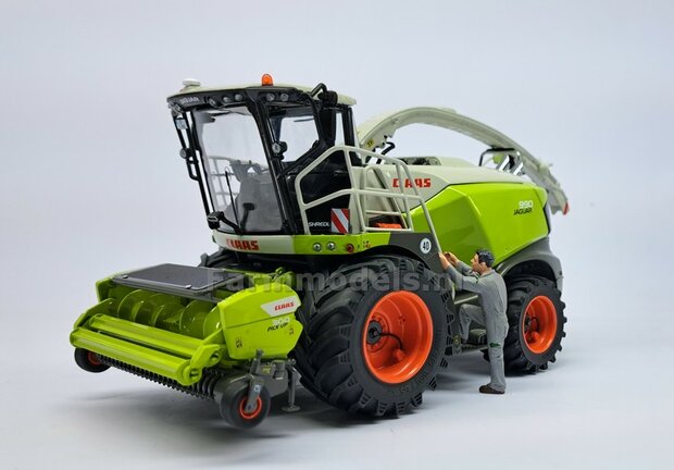 CLAAS Jaguar 900 Serie MargeModels: 2x Trelleborg Banden &Oslash; 47.1 mm met RESIN Velgen BLANK geleverd  1:32   Farmmodels Custom Line Series  