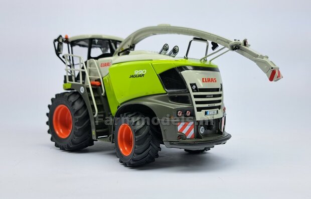 CLAAS Jaguar 900 Serie MargeModels: 2x Trelleborg Banden &Oslash; 47.1 mm met RESIN Velgen BLANK geleverd  1:32   Farmmodels Custom Line Series  