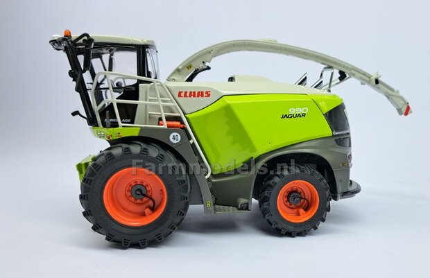 CLAAS Jaguar 900 Serie MargeModels: 2x Trelleborg Banden &Oslash; 47.1 mm met RESIN Velgen BLANK geleverd  1:32   Farmmodels Custom Line Series  