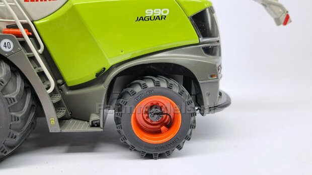 CLAAS Jaguar 900 Serie MargeModels: 2x Trelleborg Banden &Oslash; 47.1 mm met RESIN Velgen BLANK geleverd  1:32   Farmmodels Custom Line Series  