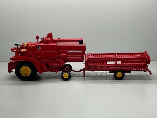  Massey Ferguson 510 met 4,20 maaibord- Combine Replicagri 1:32   REP283     