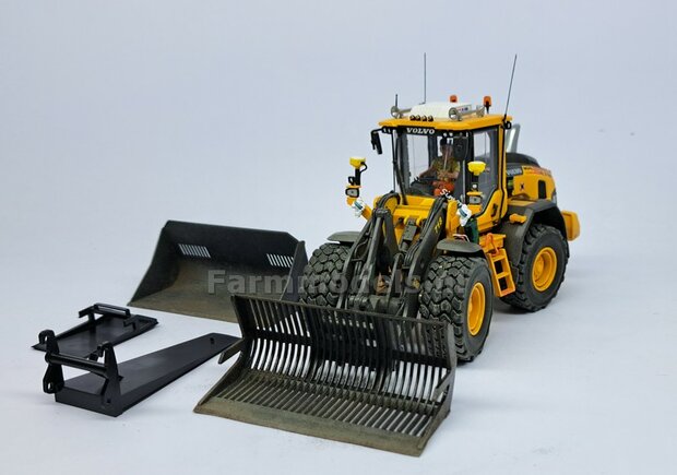 1x STEUN voor TURBO II Precleaner Luchtfilter op VOLVO L60 serie RESIN, BLANK Geleverd 1:32 