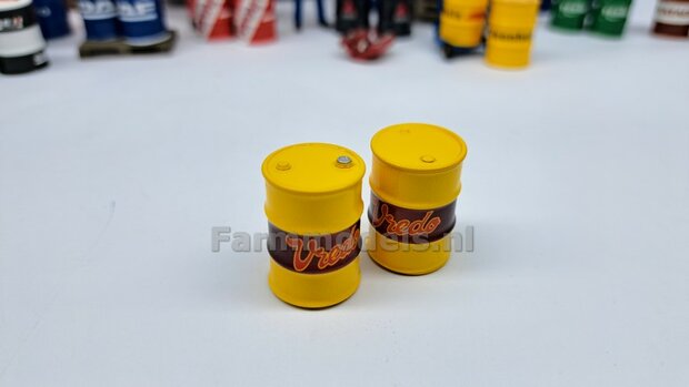 2x VREDO OLIEDRUMS + 3x losse doppen OLIEDRUMS Resin INDUSTRIE GEEL gespoten geleverd + VREDO Pr&eacute;-Cut Decal stickersets 1:32