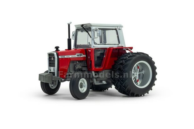  Massey Ferguson 590 2WD met Molcon dubbellucht Lim. Ed. 750 st. Universal Hobbies 1:32   UH6768    